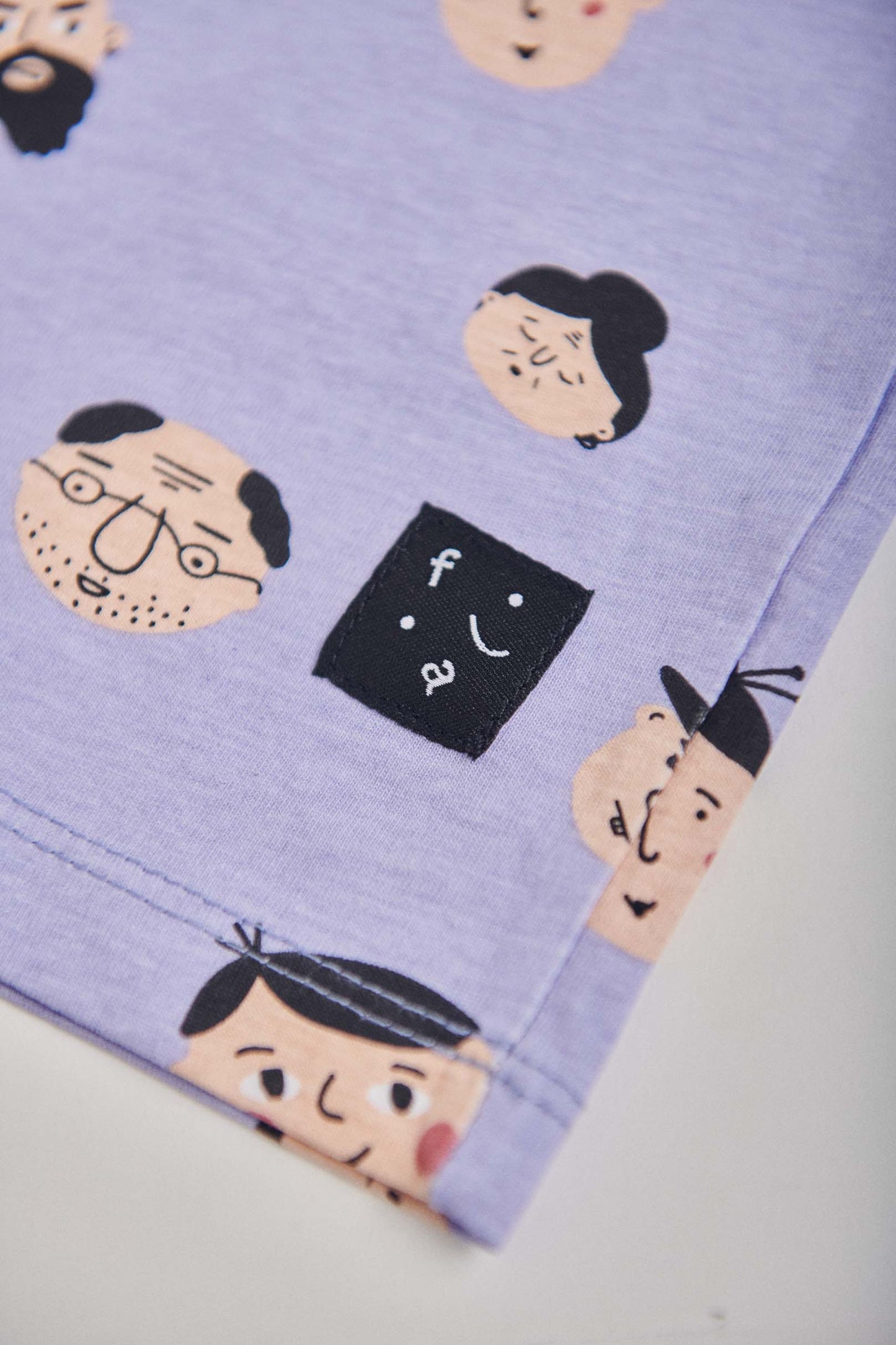 CAMISETA MANGA LARGA - Everywhere I go - HAPPY PEOPLE